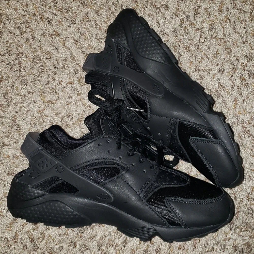 New Nike Air Huarache | Sz 8 - Picture 1 of 6